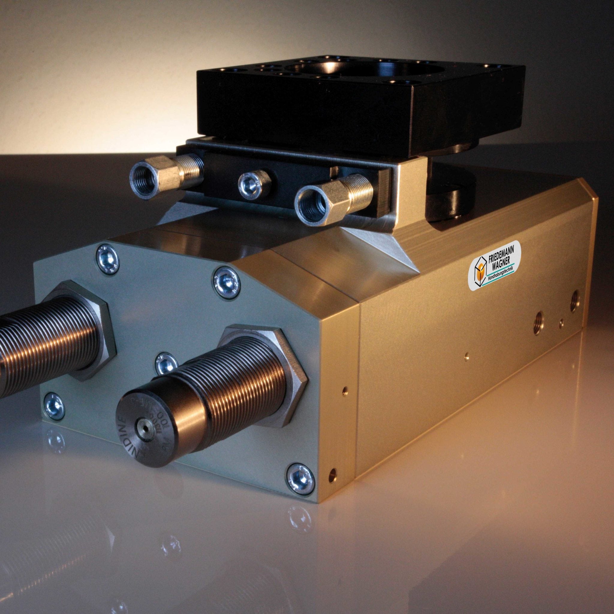 Schwenkeinheit SES-9, hydraulische Daempfung, Variante ohne Luft- und Signaldurchfuehrung