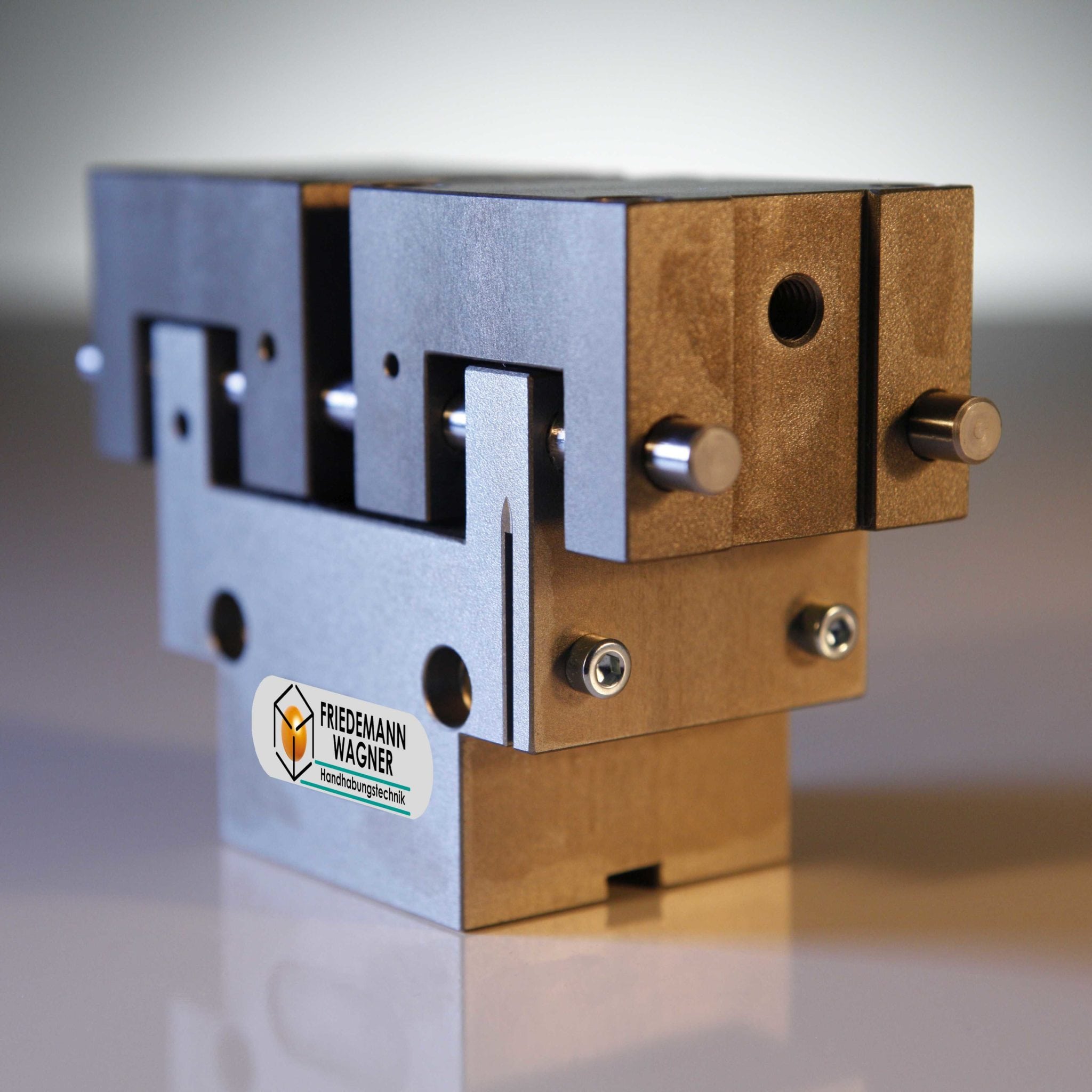 Parallelgreifer PGM-82, 10 mm Hub je Backe
